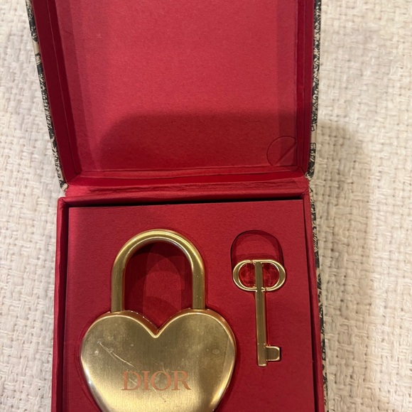 Dior Gold Heart Lock and Key Set - Picture 4 of 4